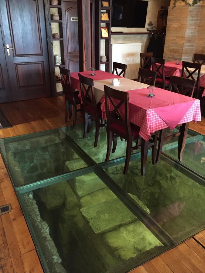 Hotel Stari Grad Яйце Екстериор снимка