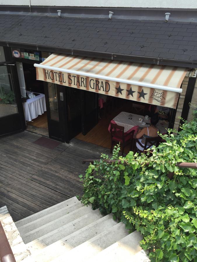 Hotel Stari Grad Яйце Екстериор снимка